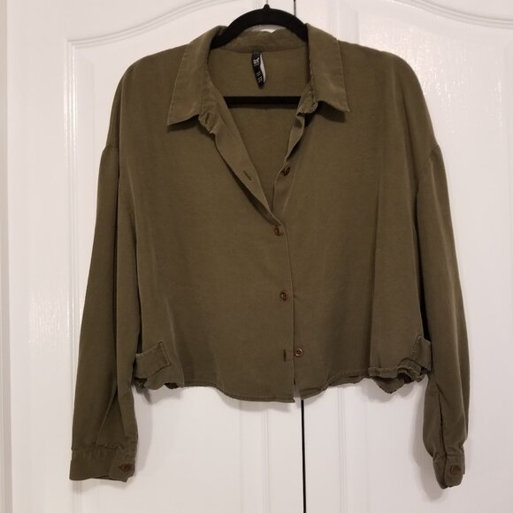 Cropped Button Down Shirt Long Sleeve Army Green Medium Zara TRF Collared Blouse - Picture 2 of 11